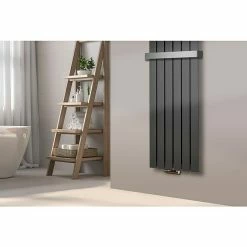 BAUHAUS Designheizkörper Peking 47 X 180 Cm, Mit 2 Handtuchhalter (50 Mm), 1.118 W Bei 75/65/20 °C, Moonstone-Grau -Sanitärinstallation Verkaufsladen 12 2188