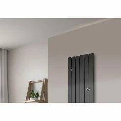 BAUHAUS Designheizkörper Peking 47 X 120 Cm, 2 Knopfhalter, 799 W Bei 75/65/20 °C, Moonstone-Grau -Sanitärinstallation Verkaufsladen 12 2238
